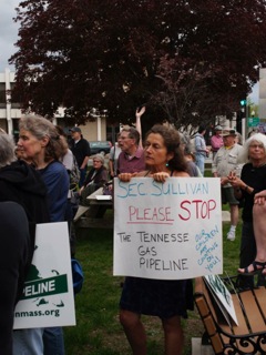 Protests across Massachusetts greeted the $5 billion Kinder Morgan Northeast Direct pipeline project, scubas this gathering in Greenfield.