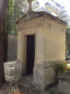 Mausoleum of la Famille Blanche. Photo: Joan Schenkar