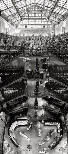Staircase of La Smaritaine.