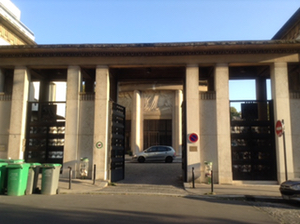 ART DECO GATE and salle d'attente of PASSY. Photo: Joan Schenkar