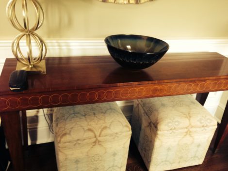 The arrangement in the foyer before Owen's intervention.