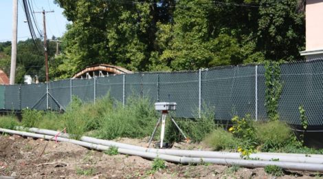 A dust monitor installed along bridge Street found no contaminated soil was airborne during the bioremediation.