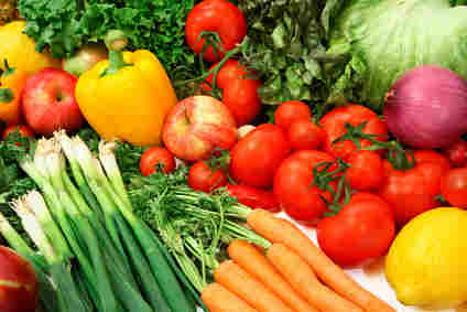 Vegetables and fruit, instead of processed foods, are the core of a healthy diet for the aging brain and body.