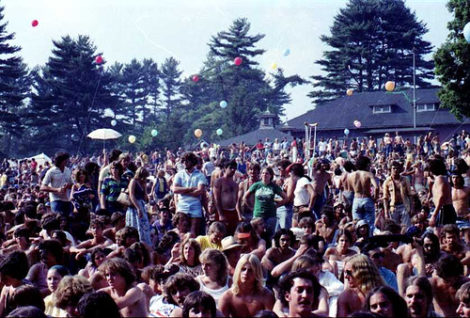 In the 1970s the Music Inn attracted throngs to its concerts, competing with its neighbor Tanglewood.