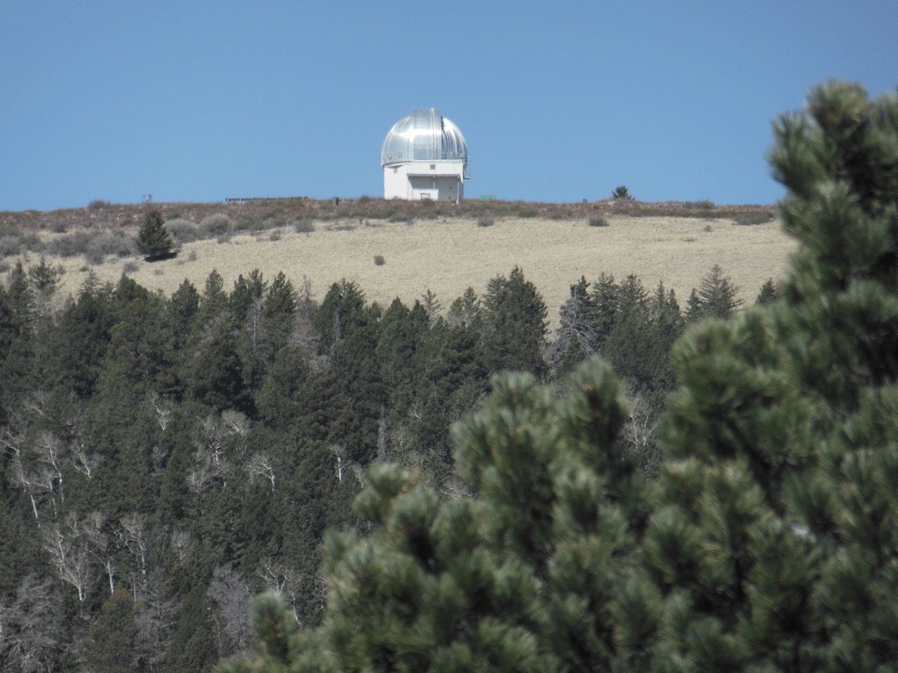 EYES TO THE SKY New Mexico Tech astronomers, Magdalena Ridge