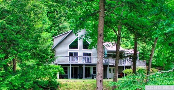 Over the Border: N.Y. State Properties