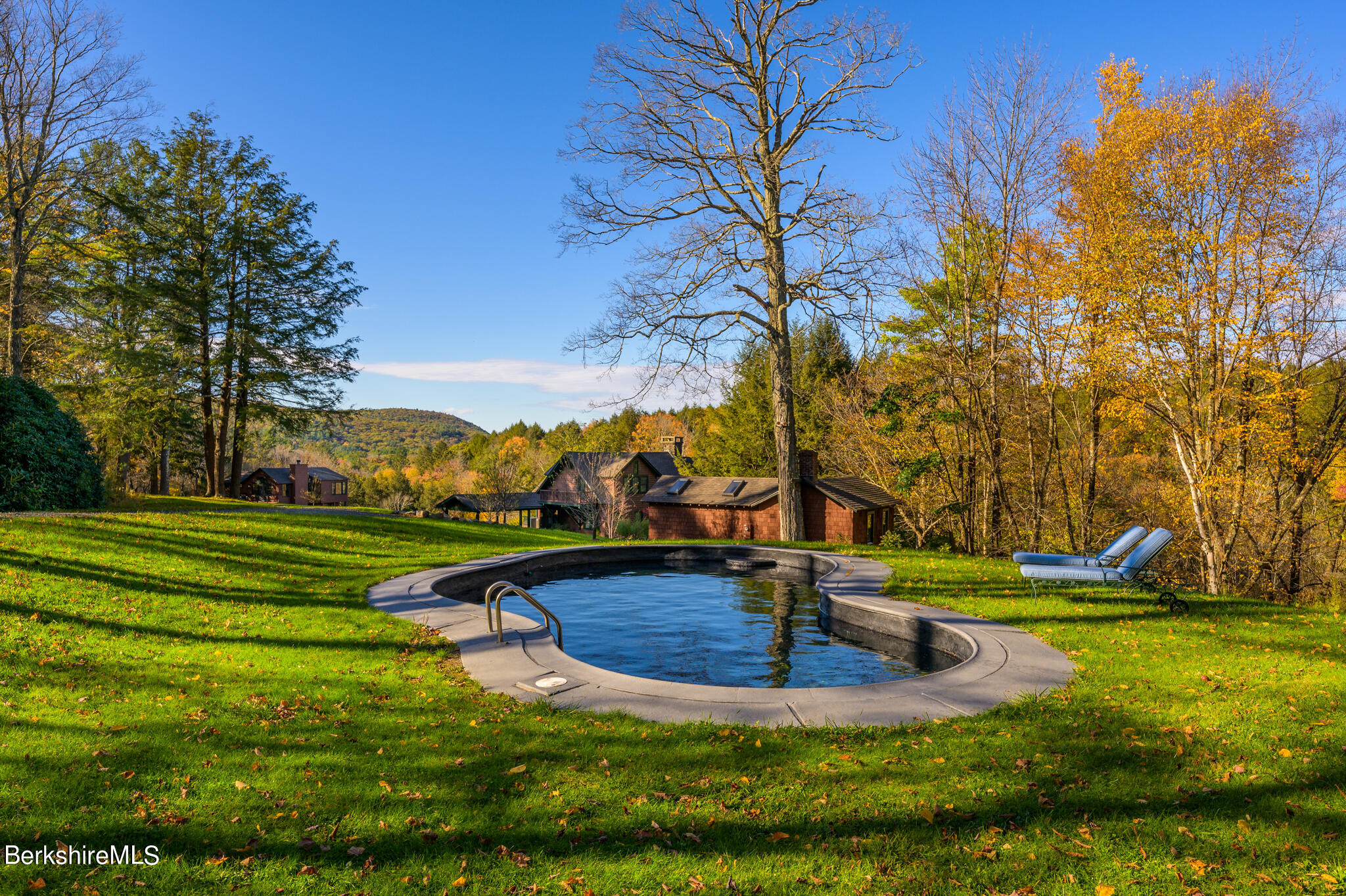 to Real Estate Friday! The Berkshire Edge